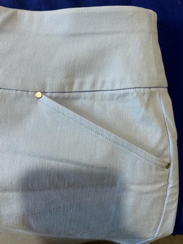 Customer carousel item 10.