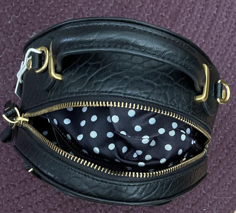 Customer carousel item 1.
