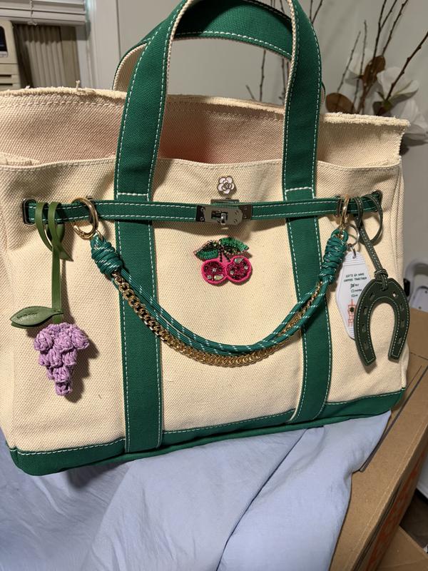 Customer carousel item 4.