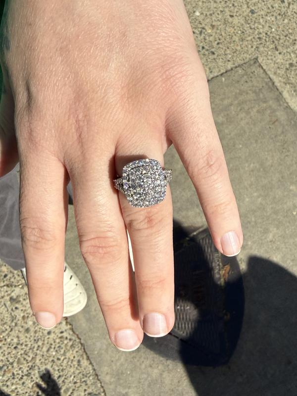 Customer carousel item 3.