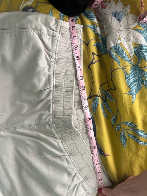 Customer carousel item 6.
