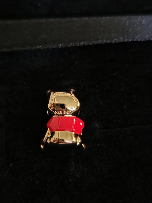 Customer carousel item 3.