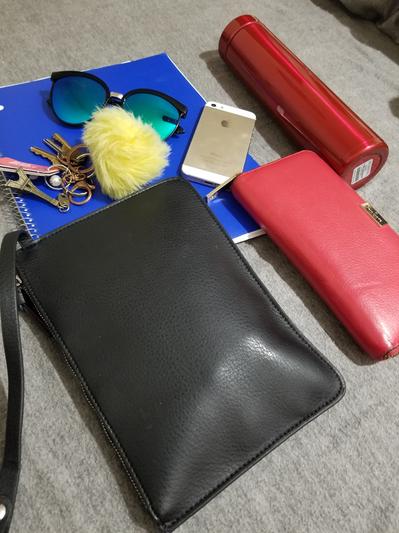 items that can fit in the bag and more space