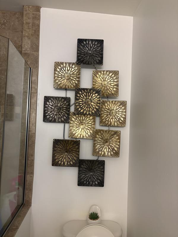 I needed something to highlight my bathroom. This was just what it needed.