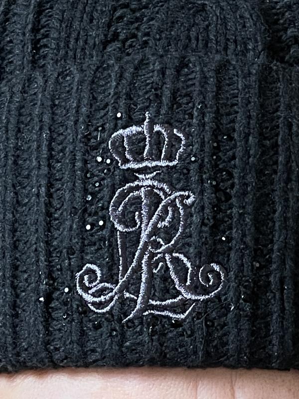 Such pretty detailing - love the bling!