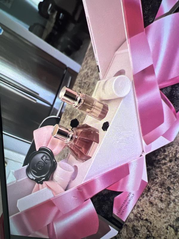 Customer carousel item 1.