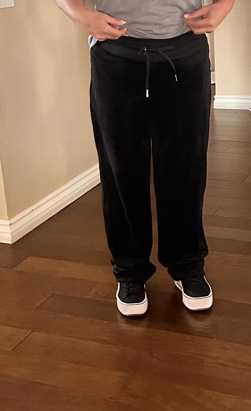 Pants look great with tennis shoes