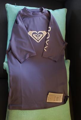 Roxy Juniors' Whole-Hearted Long-Sleeve Rash Guard - Macy's