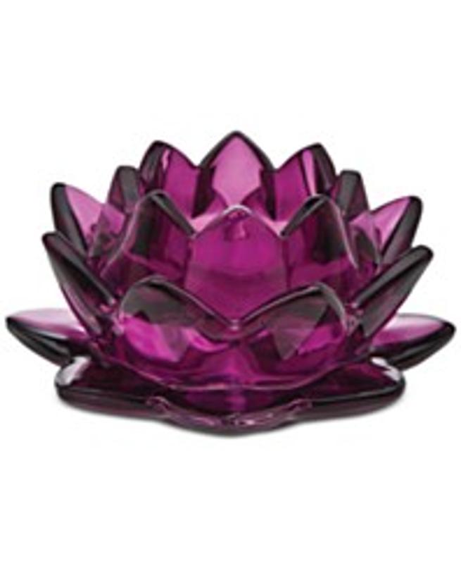 Color “Alexandrite” [Photo from Macys.com]