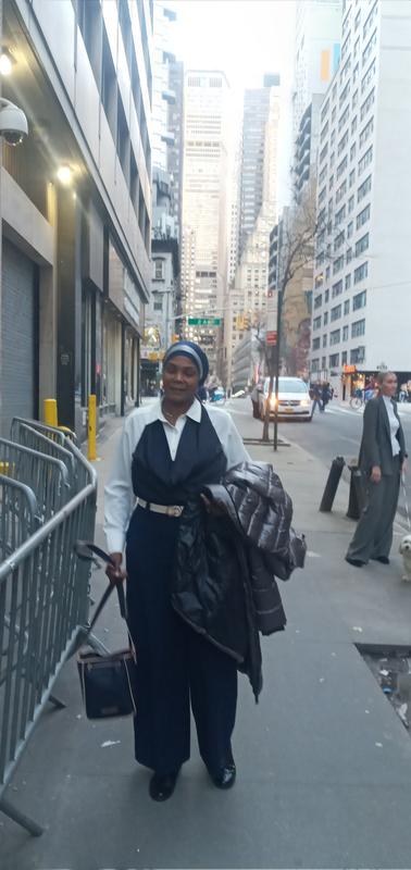 Customer carousel item 1.