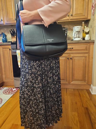 Black and pink are one of my favorite combos.