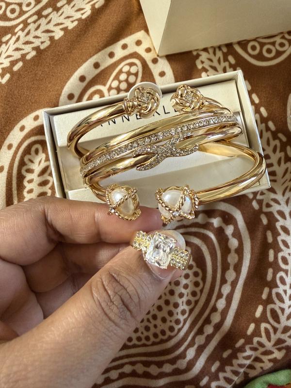 Customer carousel item 1.