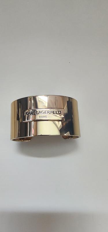 Customer carousel item 2.