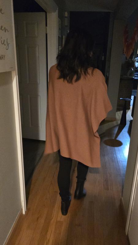 It covers a perfect length in the back just as in the front.