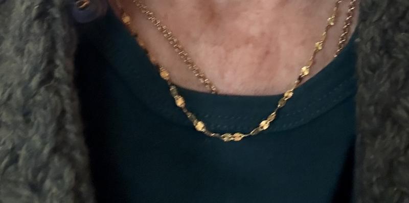 Shown w 2” Bernini  extender— also from Macy’s!