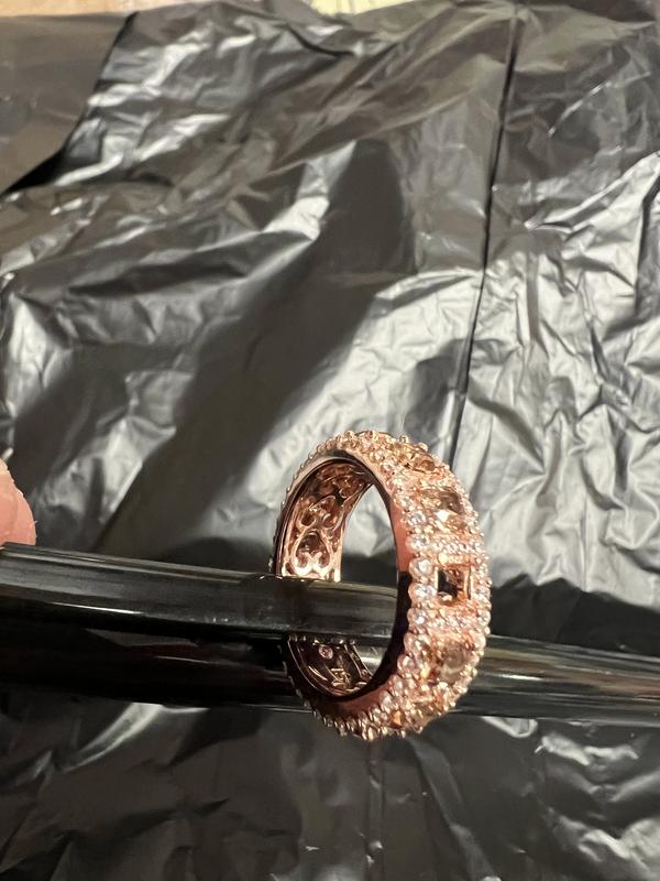 Customer carousel item 11.