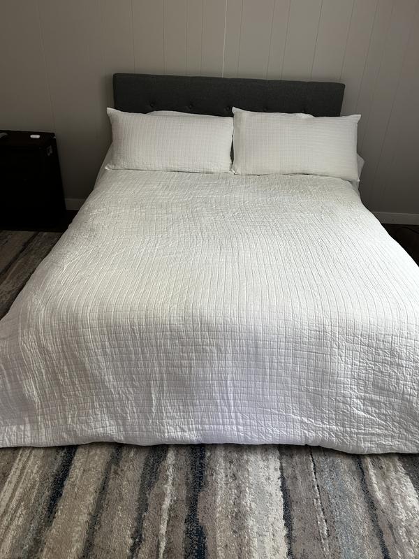 Customer carousel item 14.