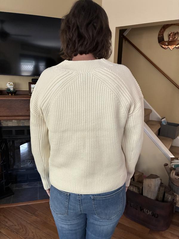 Beautiful v neck INC sweater