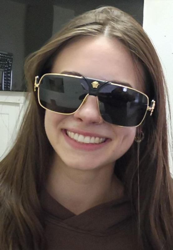 Customer carousel item 1.