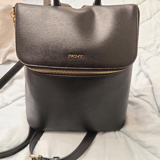 Dkny bryant park leather zip backpack fashion