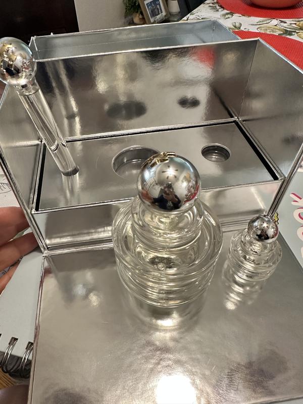 Customer carousel item 1.