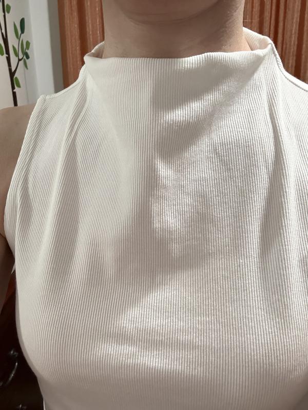 Customer carousel item 10.