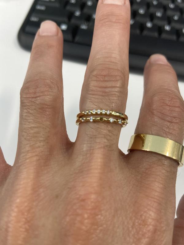 Customer carousel item 1.