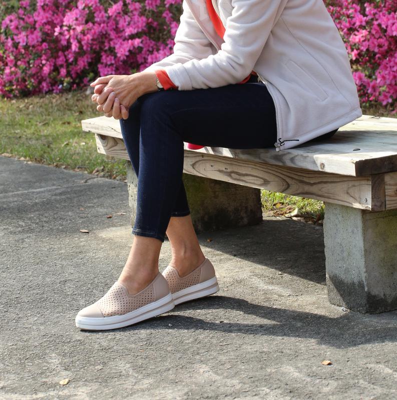 Customer carousel item 1.