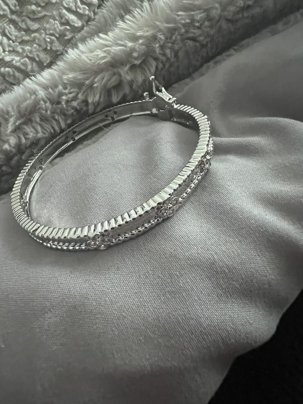 Customer carousel item 2.