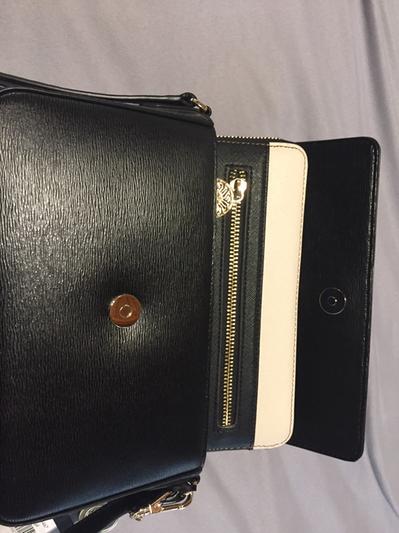 Easily fits my wallet