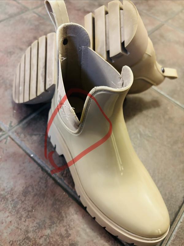 Customer carousel item 4.