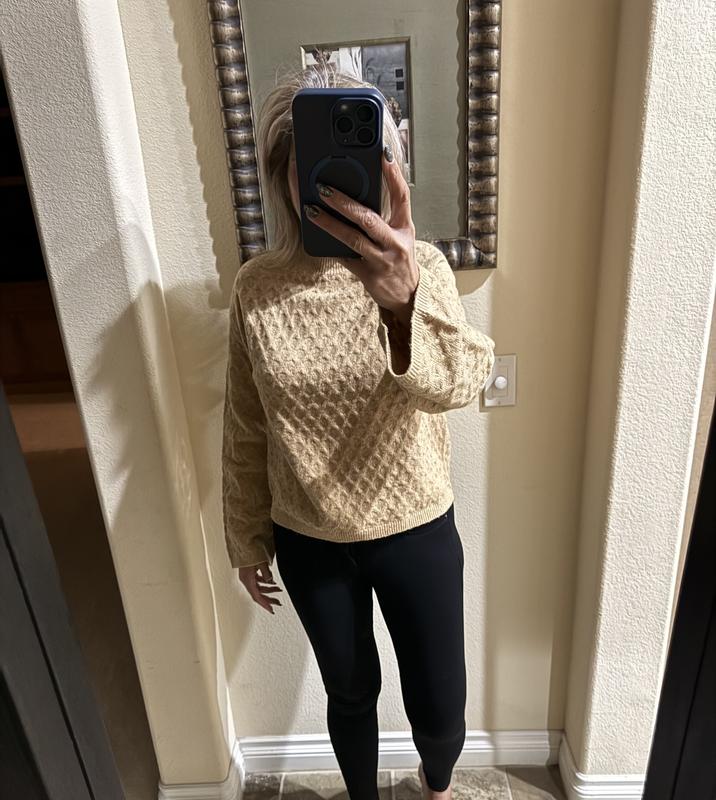 Black compliments this color perfectly.