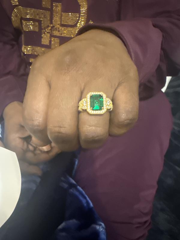 Customer carousel item 1.