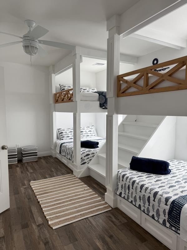 Customer carousel item 1.