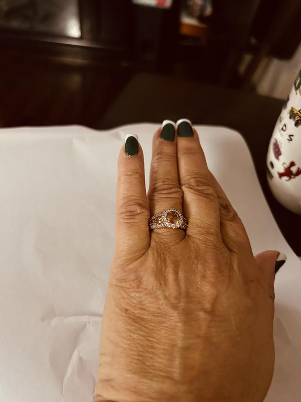 Customer carousel item 8.