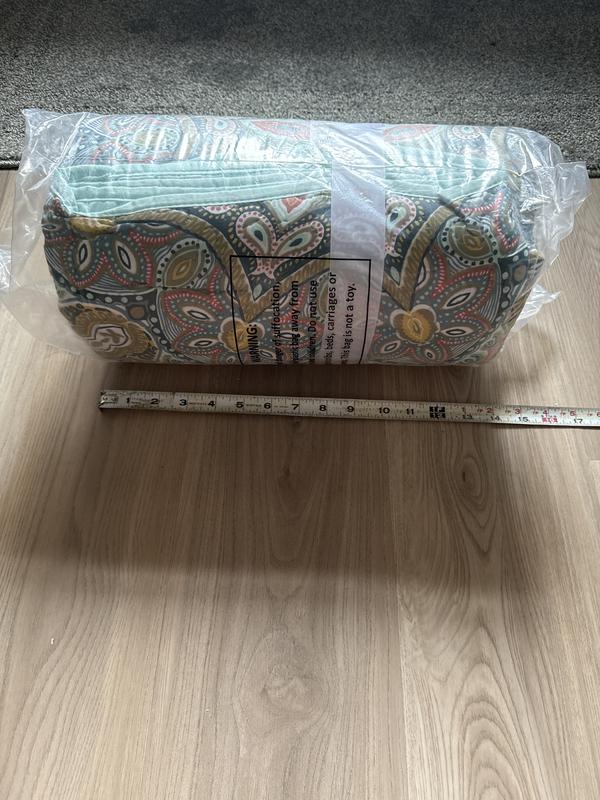 Customer carousel item 3.