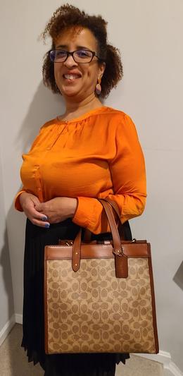 ready to go out with my COACH Signature tote!