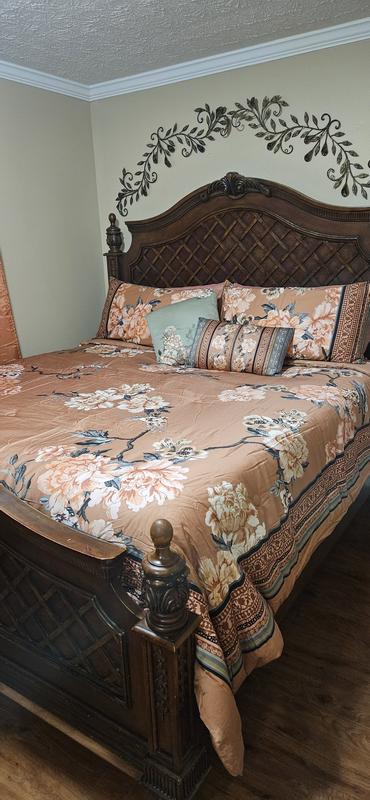 Customer carousel item 2.