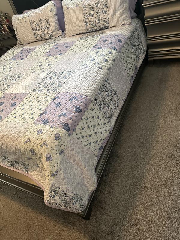 Customer carousel item 3.