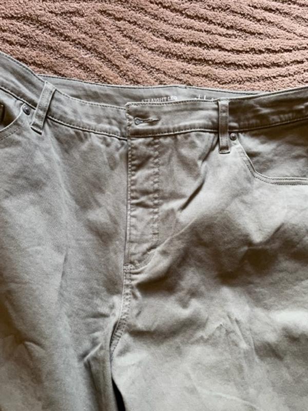 showing cut of jeans , front and back also