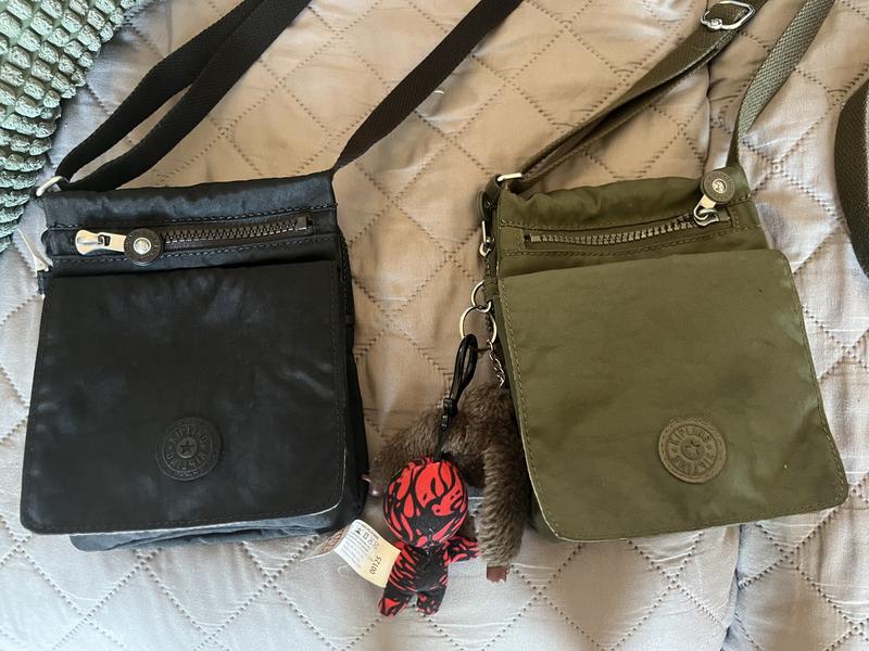I’ve had the green one for years and still no signs of wear