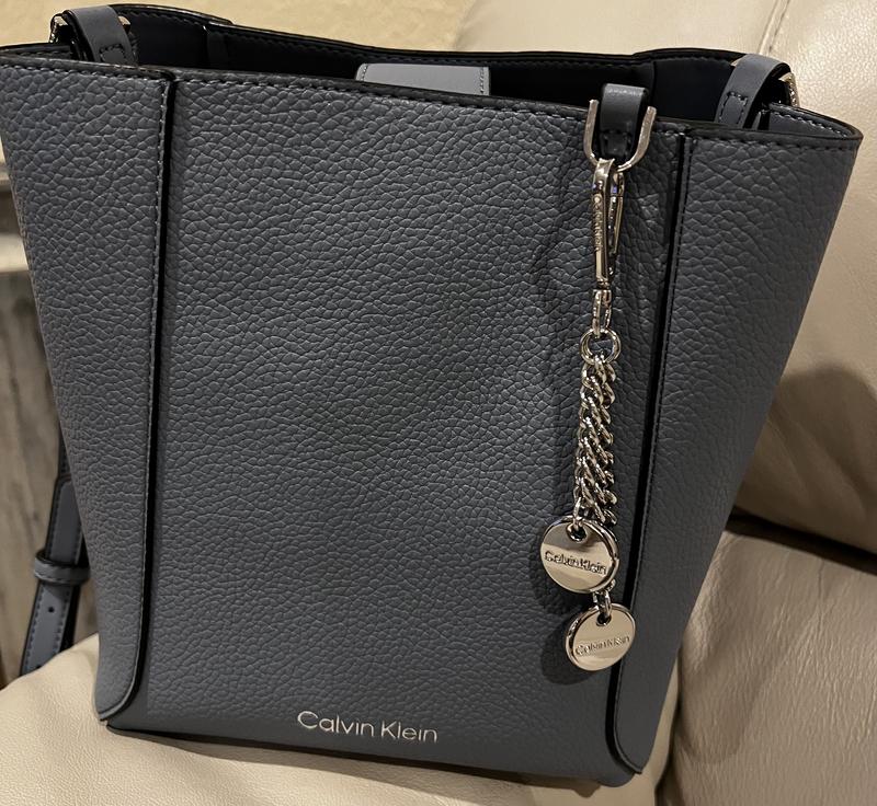 The front of the handbag!