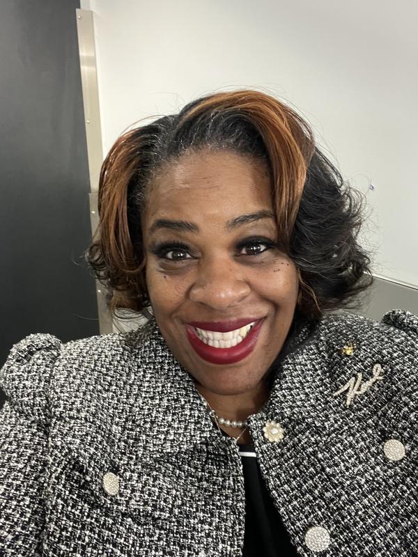 Customer carousel item 1.