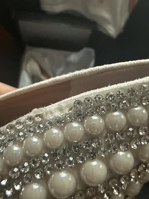 You can see the missing ringtones, disappointed