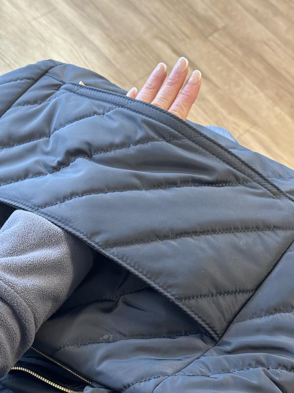 Careful of leaving bottom zipper open