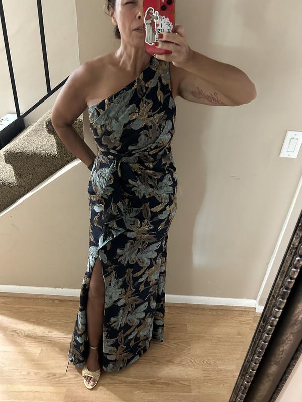 Women's Jacquard One-Shoulder Gown