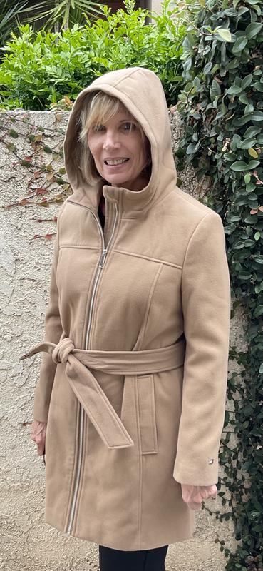 Love the color and classic style!