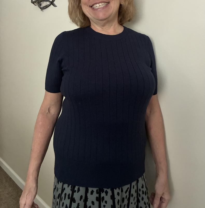 Customer carousel item 6.