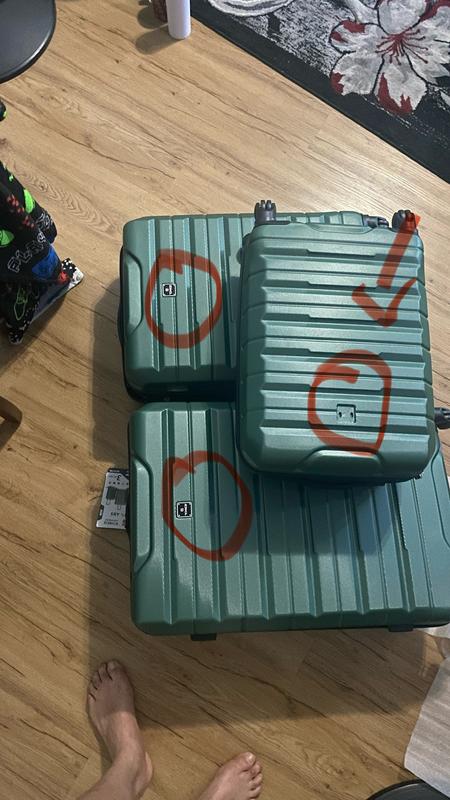 These is a different set and also is missing front logo