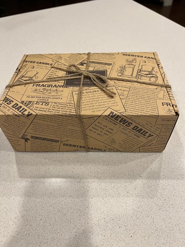 Elegant boxed candle set